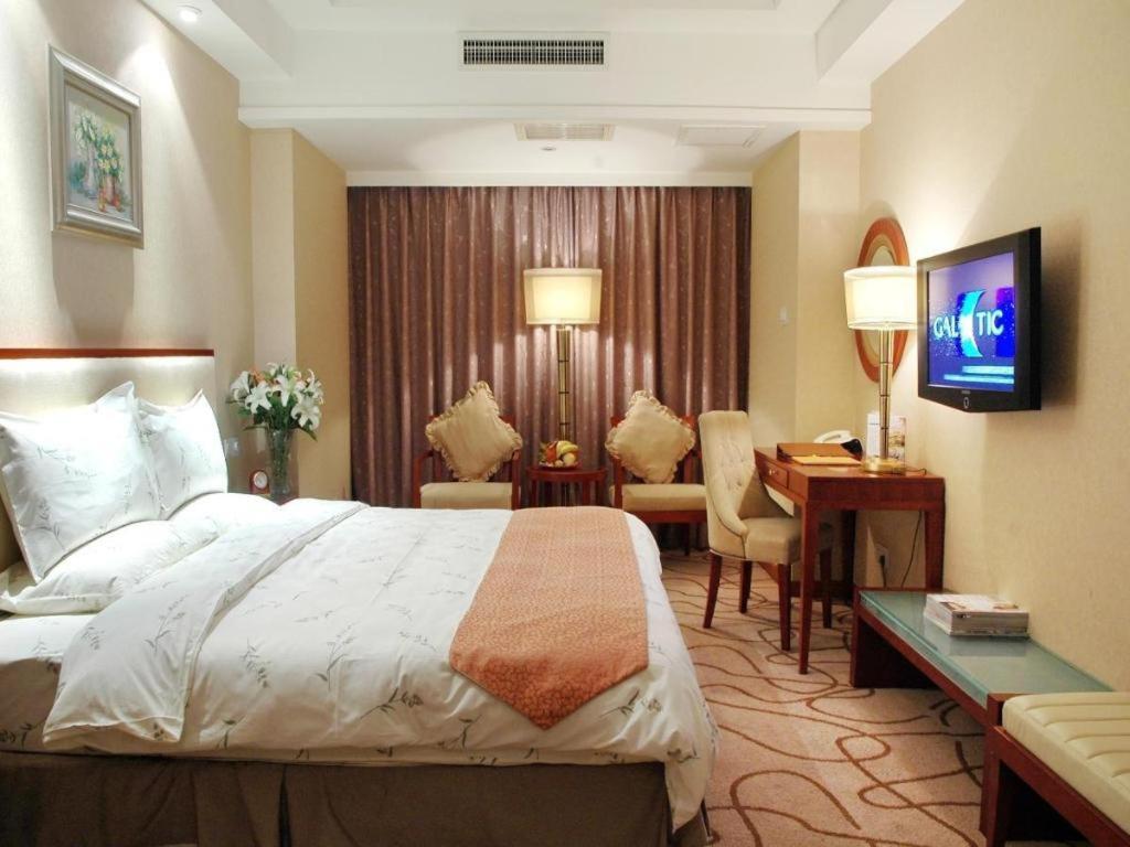 Nanchang Galactic Peace International Hotel Exterior photo